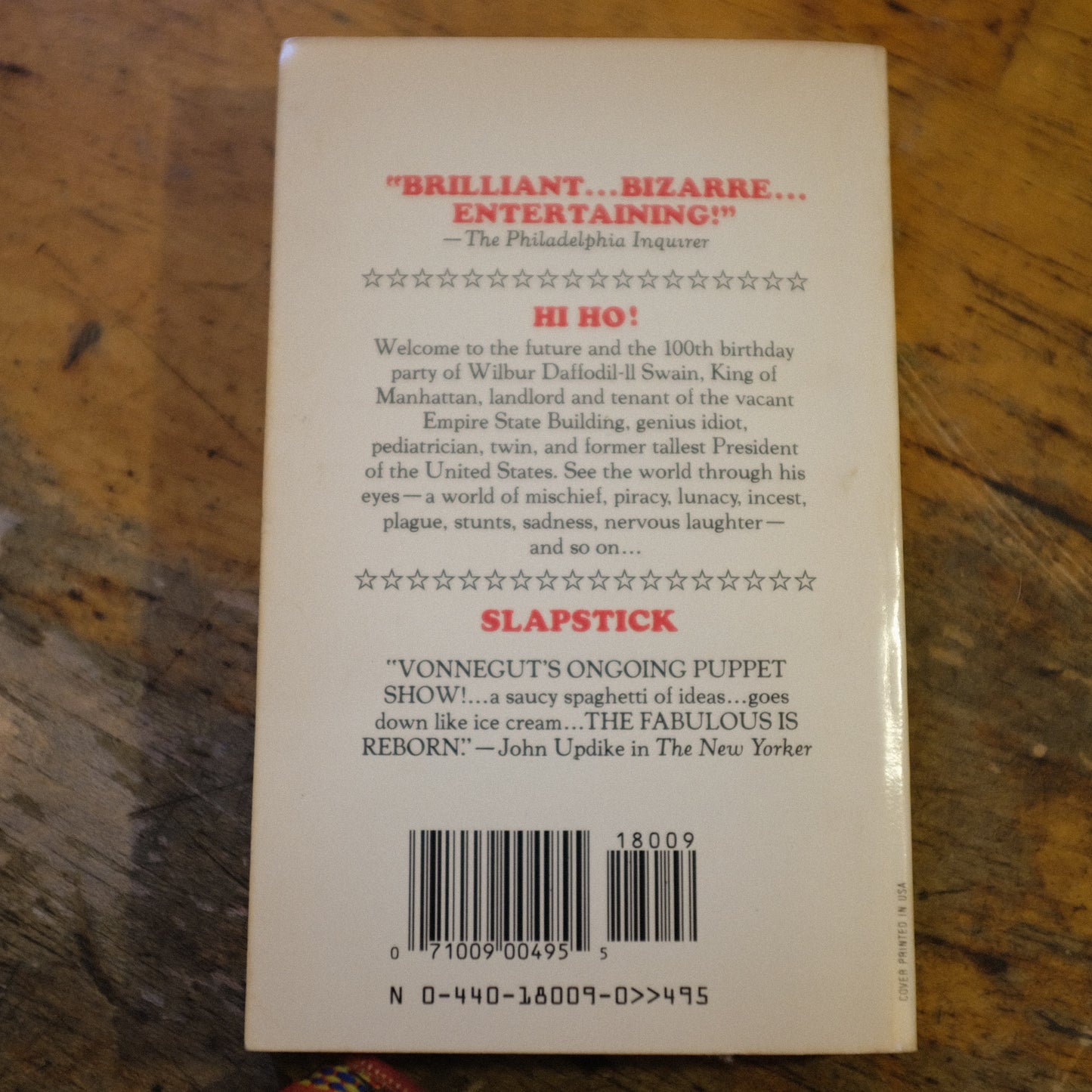 Slapstick by Kurt Vonnegut