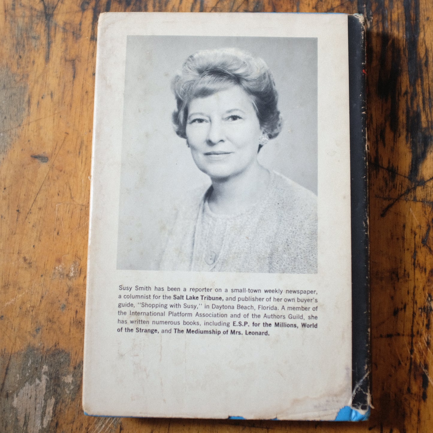 Prominent American Ghosts by Susy Smith